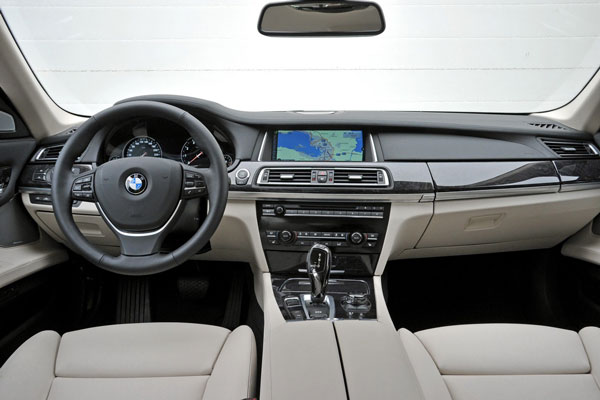 BMW Serie 7 2013 interior