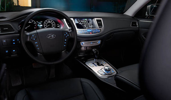 Hyundai Genesis R-Spec 2012