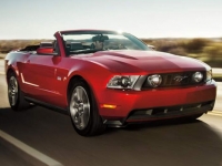 Ford Mustang GT Convertible 2012